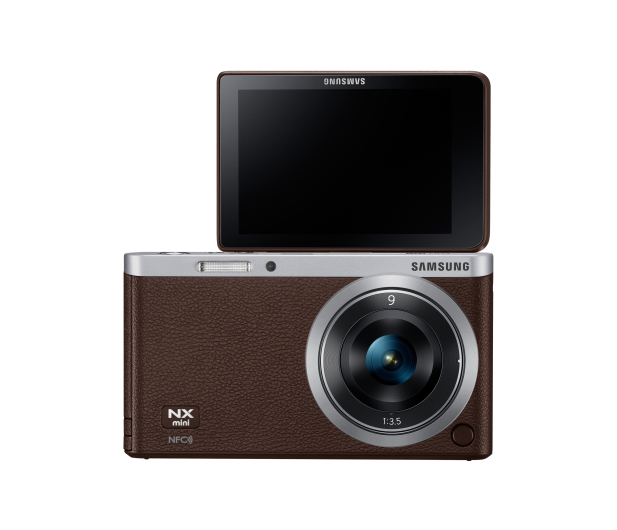 Samsung NX MINI BROWN + OBIEKTYW 9MM - 1395571 - zdjęcie 5